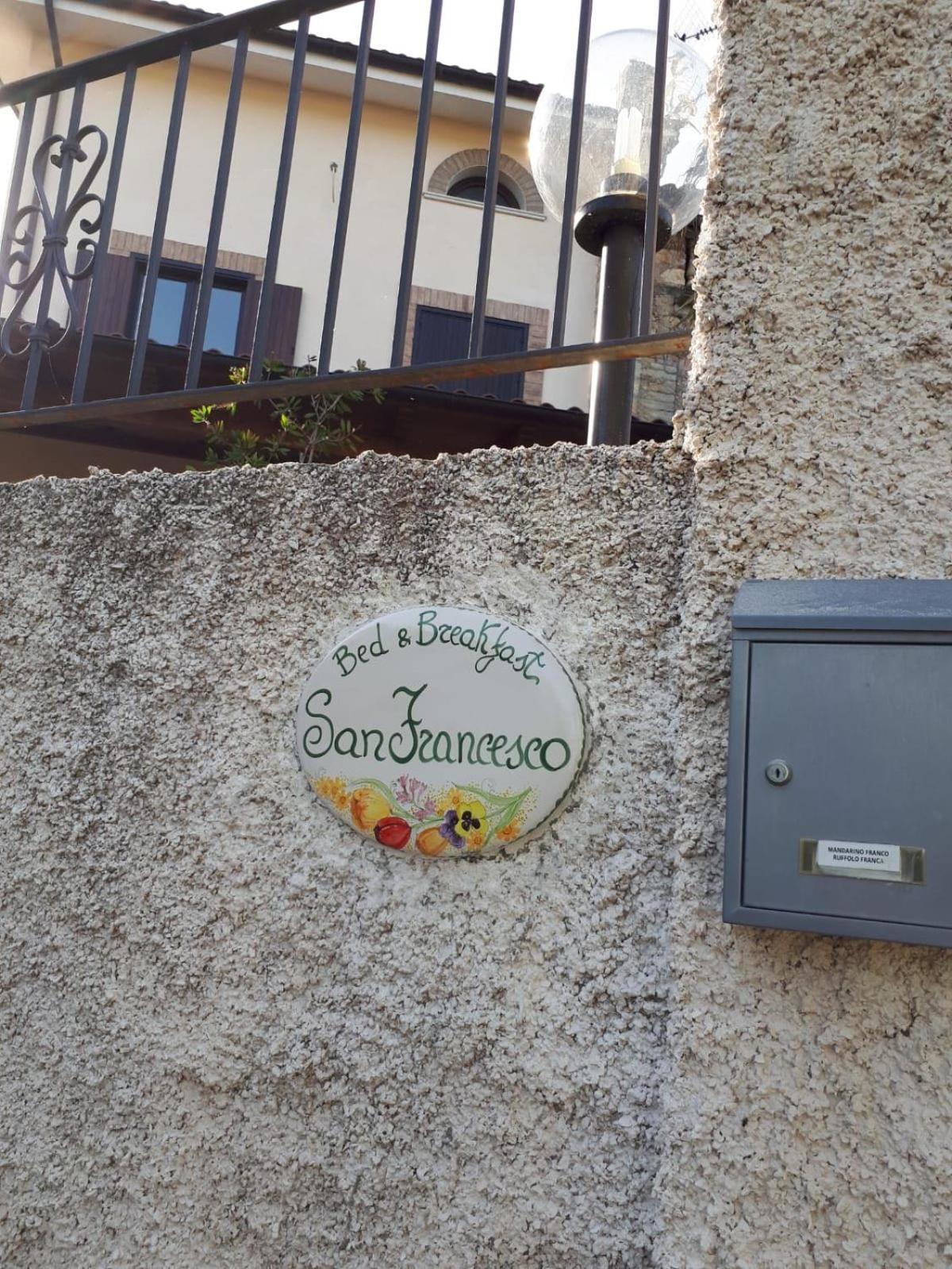 San Francesco Bed & Breakfast Cerisano Ngoại thất bức ảnh